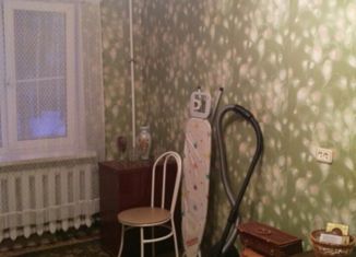 Продам 2-комнатную квартиру, 41.5 м2, Ломоносов, Александровская улица, 31