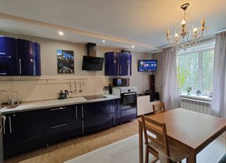 Продаю двухкомнатную квартиру, 53 м2, Новосибирск, микрорайон Стрижи, 3, ЖК Кленовая аллея