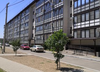 Продаю 1-ком. квартиру, 40 м2, поселок Южный, Азовская улица, 2