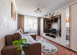 Продам трехкомнатную квартиру, 65.9 м2, Казань, Меридианная улица, 24, Ново-Савиновский район