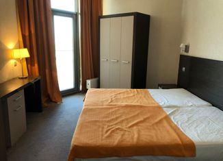 Двухкомнатная квартира на продажу, 41.5 м2, Астрахань, улица Адмирала Нахимова, 60В, Советский район