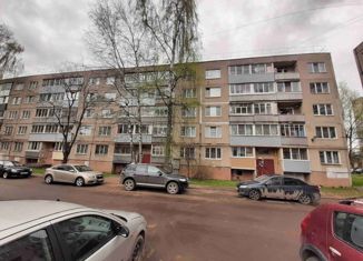 Продаю 2-комнатную квартиру, 54 м2, Рыбинск, проспект Революции, 40
