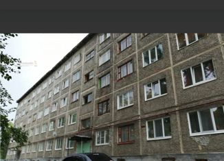 1-комнатная квартира на продажу, 29 м2, Ревда, улица Советских Космонавтов, 1