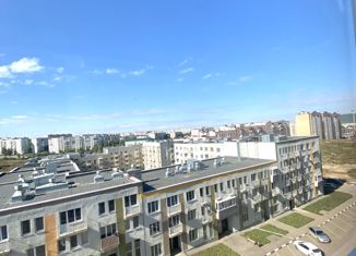 Продам 2-комнатную квартиру, 56 м2, Октябрьский, улица Рахимьяна Насырова, 8