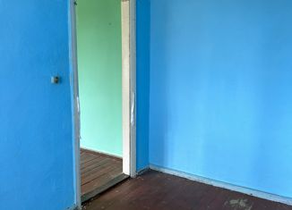 2-ком. квартира на продажу, 37.8 м2, поселок Юго-Камский, улица Михаила Маркова, 10Б