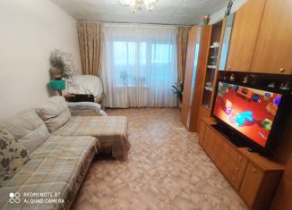 Продажа 3-комнатной квартиры, 59.8 м2, Карпинск, улица 8 Марта, 32