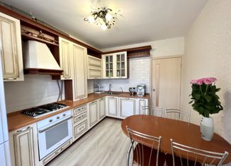 Продажа 3-комнатной квартиры, 75 м2, посёлок Кирпичный, Высокая улица, 7