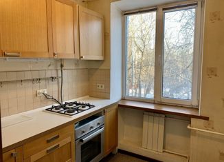 Сдается в аренду двухкомнатная квартира, 42 м2, Москва, Кутузовский проспект, 67к1, станция Кунцевская