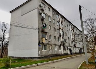 Продажа 1-ком. квартиры, 29 м2, Владивосток, улица Адмирала Угрюмова, 5, Советский район