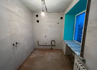 Продаю трехкомнатную квартиру, 63 м2, Мелеуз, 32-й микрорайон, 33