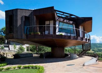 Продаю дом, 180 м2, село Весёлое, Ереванская улица, 110