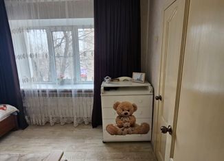 Продается двухкомнатная квартира, 45 м2, Азов, Привокзальная улица, 27