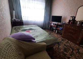 Продам 1-ком. квартиру, 32 м2, Красноярский край, улица Строителей, 35