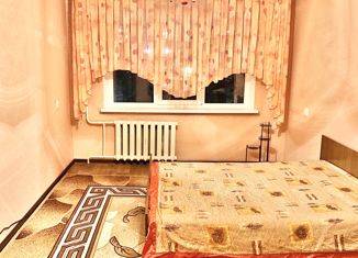Продам 3-комнатную квартиру, 61.2 м2, Оренбург, улица Сергея Лазо, 4, жилой район Степной