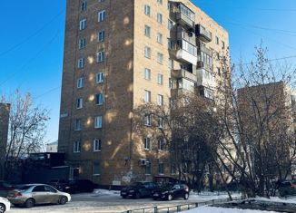 Продается 3-комнатная квартира, 62 м2, Екатеринбург, улица Титова, 14, улица Титова