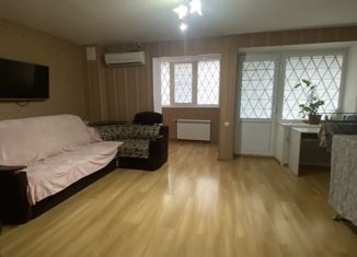 Продается 2-комнатная квартира, 67 м2, Элиста, 6-й микрорайон, 4, 6-й микрорайон