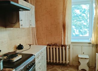 Продам 2-комнатную квартиру, 52.6 м2, Бузулук, улица Котовского, 112