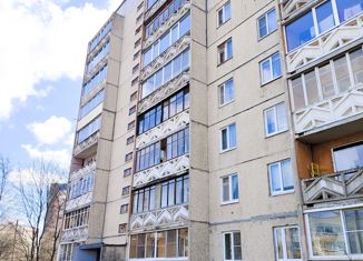 Продается 1-комнатная квартира, 36.3 м2, Карелия, улица Древлянка, 4к2