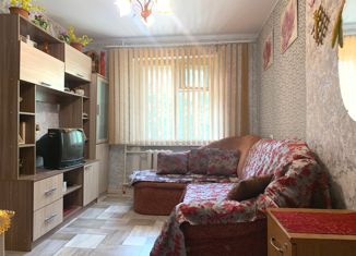 Продается 2-ком. квартира, 24 м2, Великий Новгород, улица Зелинского, 32к2