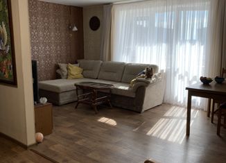 Продажа 3-ком. квартиры, 75 м2, Ставрополь, улица Ленина, 351, микрорайон №22