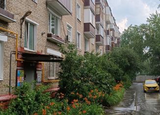 Продаю комнату, 71 м2, Москва, Волжский бульвар, 50/26, метро Волжская