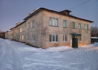 Продам 2-ком. квартиру, 45.3 м2, поселок городского типа Спирово, улица Пушкина, 65