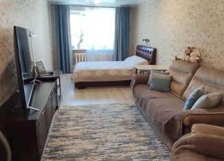 Продаю 1-ком. квартиру, 54.8 м2, Череповец, улица Краснодонцев, 28А