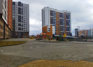 Продажа 1-ком. квартиры, 38 м2, Верхняя Пышма, улица Орджоникидзе, 3, ЖК Юность