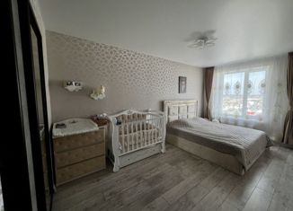2-комнатная квартира на продажу, 61 м2, Батайск, Комсомольская улица, 135к1