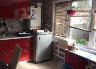 Продаю 3-комнатную квартиру, 70 м2, посёлок Садовый, Производственная улица, 2