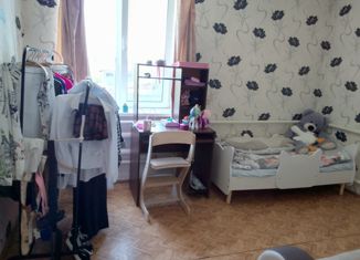 Продам 2-ком. квартиру, 48 м2, Болгар, улица Вертынской