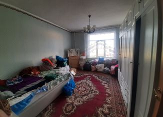 Продаю 4-ком. квартиру, 82 м2, Харовск, улица Ветеранов, 9