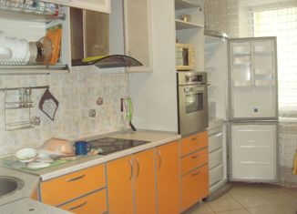 Сдаю в аренду 3-ком. квартиру, 85 м2, Томск, Урожайный переулок, 29