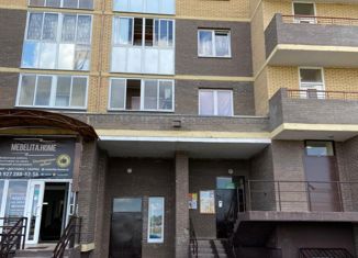 Продаю 2-ком. квартиру, 58 м2, Лосино-Петровский, улица Строителей, 18