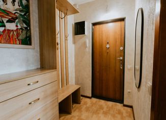 Продается 3-комнатная квартира, 65.2 м2, Кемеровская область, улица Батюшкова, 22