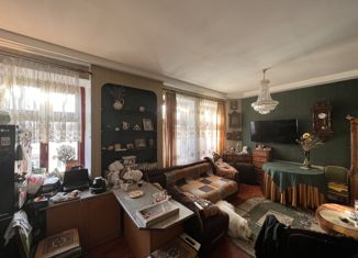 Продается четырехкомнатная квартира, 80.7 м2, Иркутск, улица Сухэ-Батора, 13, Правобережный округ
