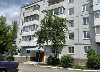 Продам 2-комнатную квартиру, 52.4 м2, поселок городского типа Шушенское, 3-й микрорайон, 12