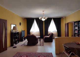 Продам дом, 335 м2, Абакан, улица Карачаковой, 68