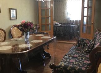 Продажа 4-комнатной квартиры, 74.1 м2, город Кизилюрт, улица Гамзата Цадаса, 44