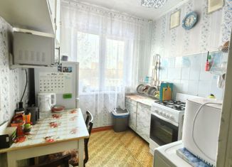 Продажа двухкомнатной квартиры, 47 м2, Апатиты, улица Гайдара, 2