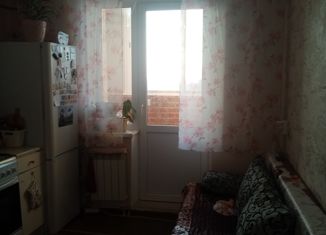 1-ком. квартира на продажу, 35.9 м2, посёлок городского типа Петра Дубрава, улица Строителей, 17