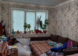 Продается 4-ком. квартира, 73.2 м2, Ломоносов, Швейцарская улица, 6