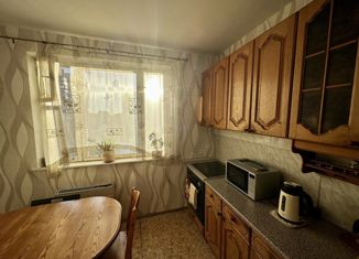 Продается четырехкомнатная квартира, 94.3 м2, Москва, Южнобутовская улица, 1, метро Бульвар Адмирала Ушакова