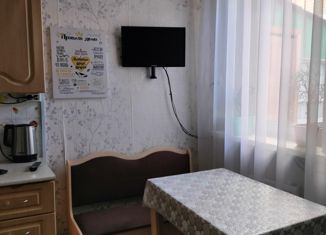 Продам трехкомнатную квартиру, 42.6 м2, Киренск, улица Ивана Соснина, 25