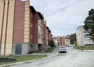 Продаю 2-ком. квартиру, 67.7 м2, Реж, Заводская улица, 6/5