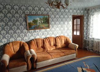 Продается четырехкомнатная квартира, 59 м2, Тайшет, улица Свободы, 4