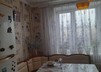 Продается трехкомнатная квартира, 70 м2, Будённовск, Северный микрорайон, 6