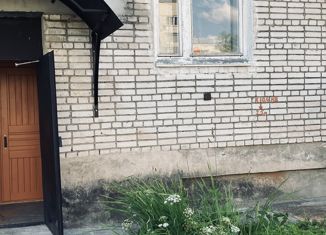 Продам двухкомнатную квартиру, 43.3 м2, Ленинградская область, Свирская улица, 78