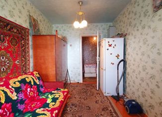 Продаю четырехкомнатную квартиру, 61.2 м2, Липецк, улица имени Чапаева, 2, район Ниженка