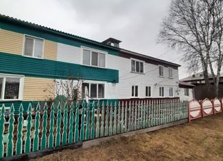 Продается 3-комнатная квартира, 62 м2, село Ирбейское, Трактовая улица, 48